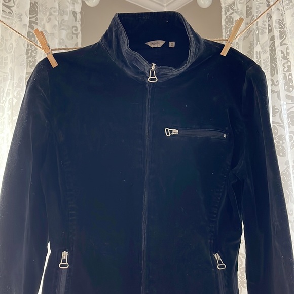 Black Jacket - Picture 2 of 3